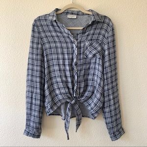 Dress Forum Plaid knotted top